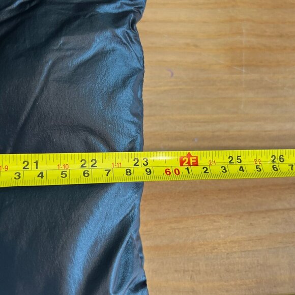 Fabletics Women's Essential Puffer Winter Jacket SMALL in Black - Picture 14 of 14